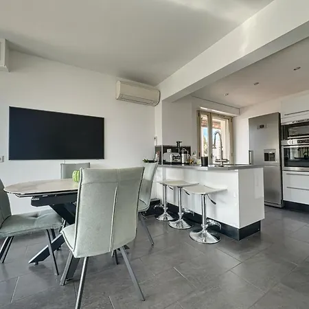 Apartment Agencia 2 Au Suquet Cannes